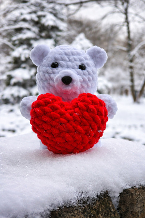 Biały Miś z Pachnącym Sercem - wykonany ręcznie