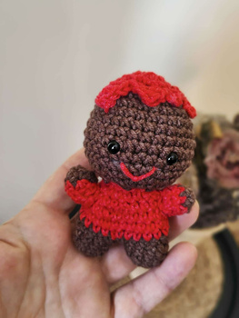 Pierniczek Grubasek w czerwonym sweterku